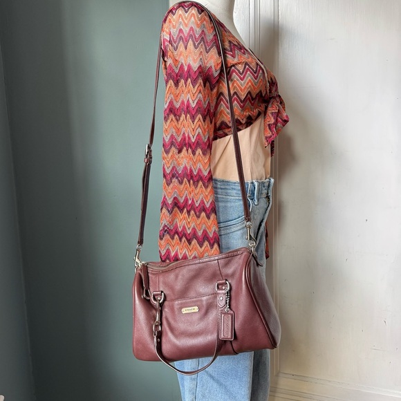 Vintage COACH Avery Leather Shoulder Bag Hand Bag j1380-f26121 Burgundy Brown - Picture 1 of 17